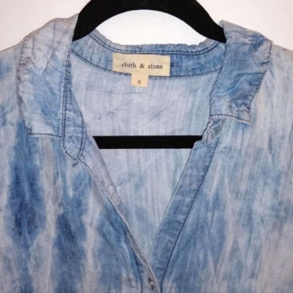 Anthro Cloth & Stone Chambray Tie Dyed Tencel Top - Picture 8 of 8